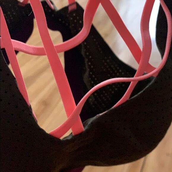 Victoria’s Sport olive/coral strappy sports bra - Picture 6 of 6